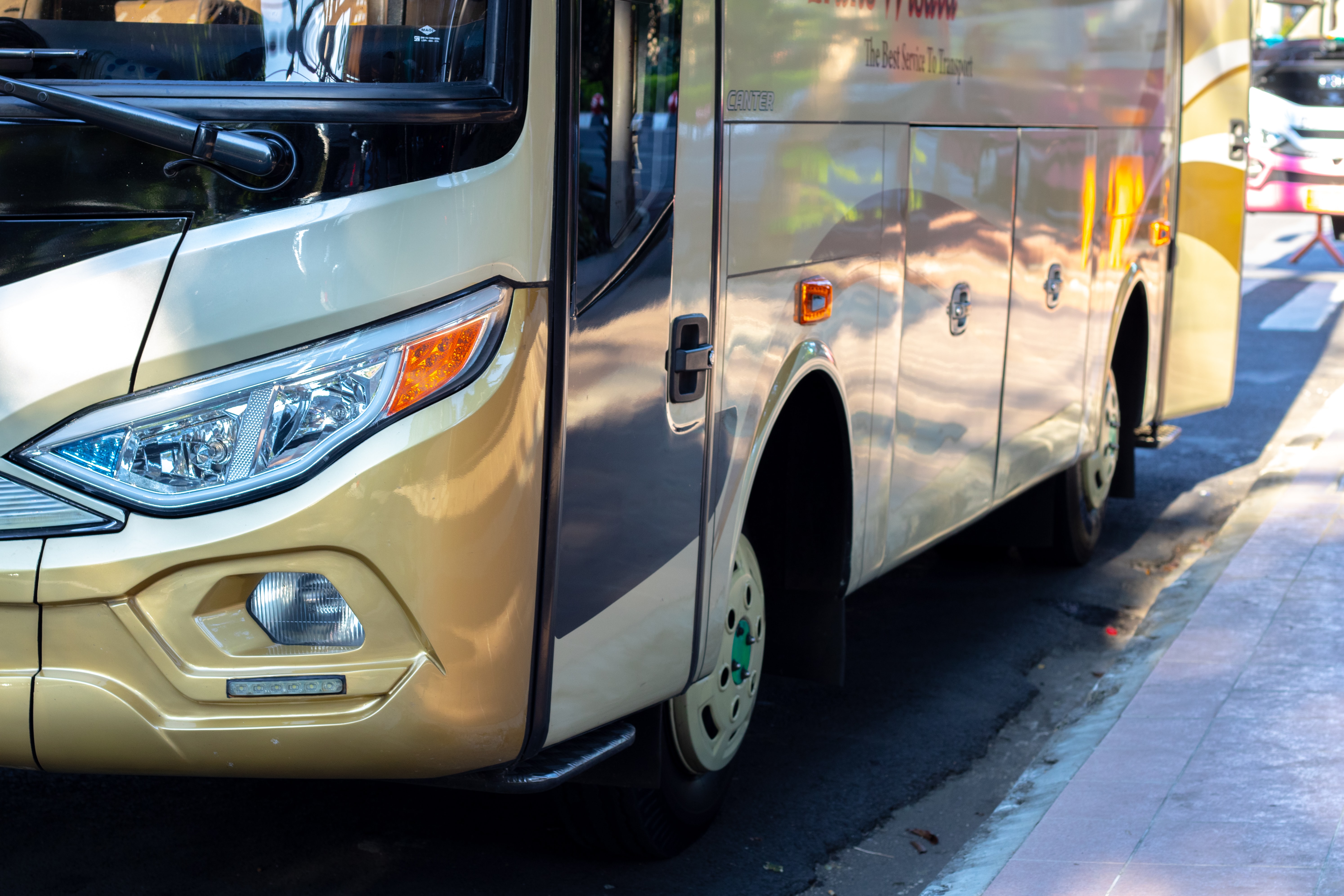 tour bus rental uk